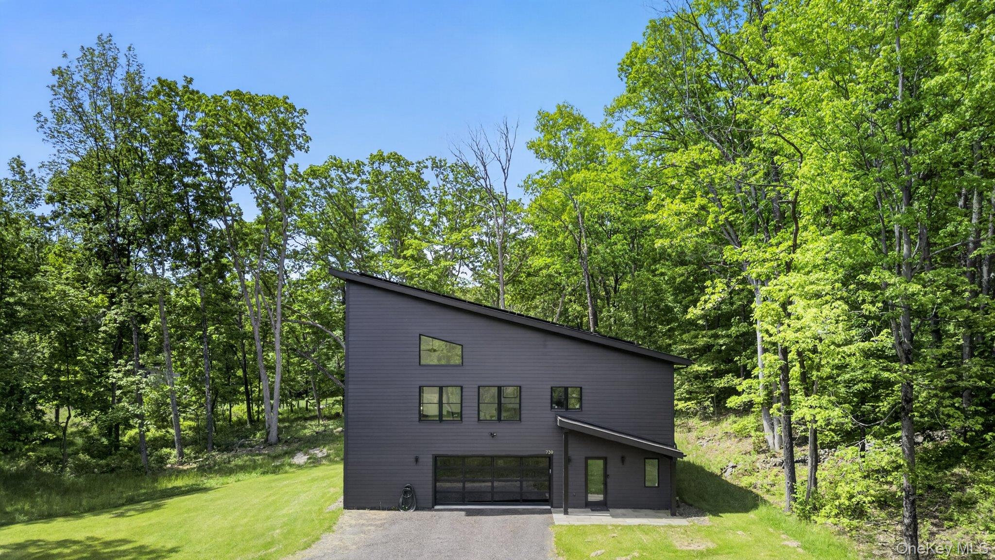 739 Old Post Road