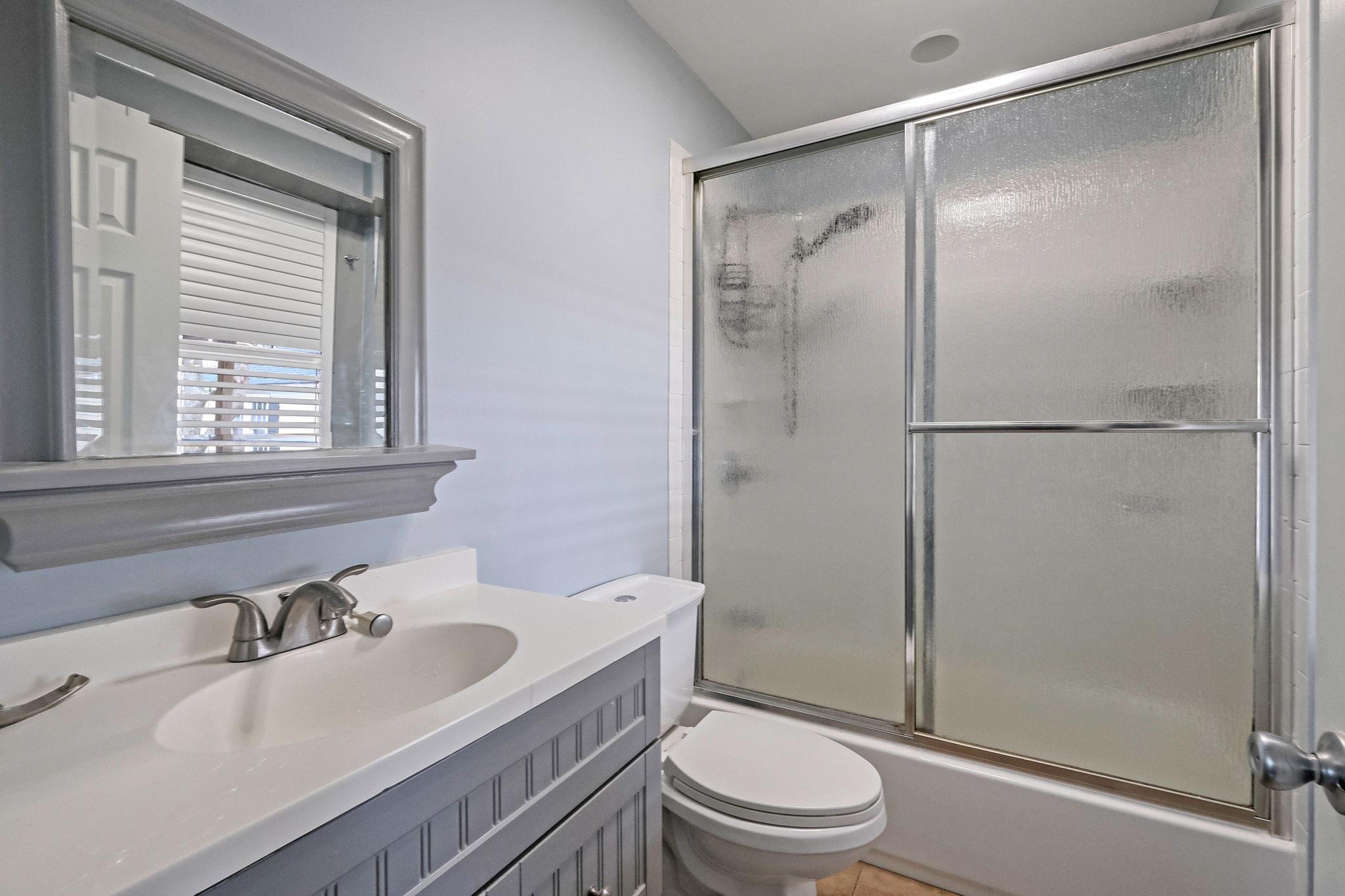 82 Wood Avenue, Mastic, Florida image 18