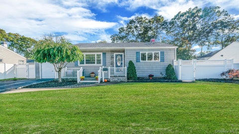 Photo of 20 44th Street, Islip, NY 11751 (MLS # 1064145)