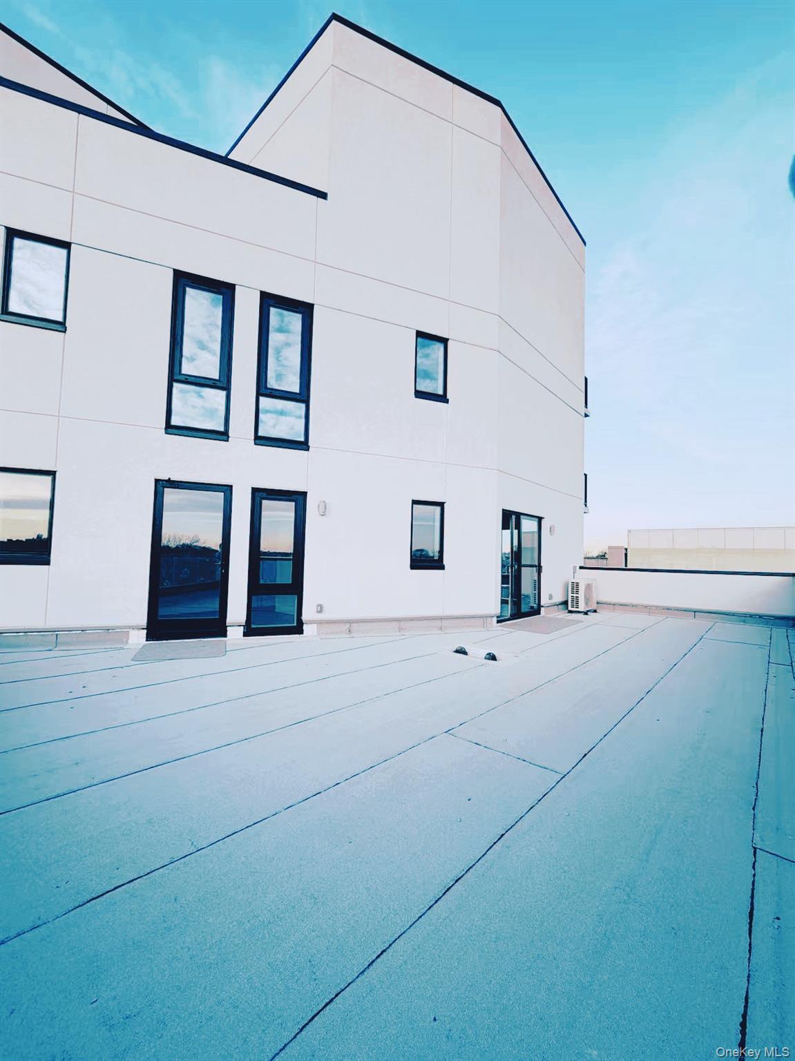 150-02 Northern Boulevard 5A