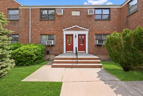 Homes For Sale - 15-43 160th Street #2F<br/> Whitestone, NY 11357