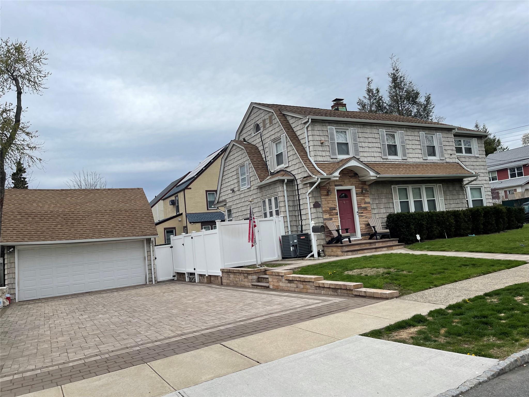 20815 38th Avenue, Bayside, New York image 2