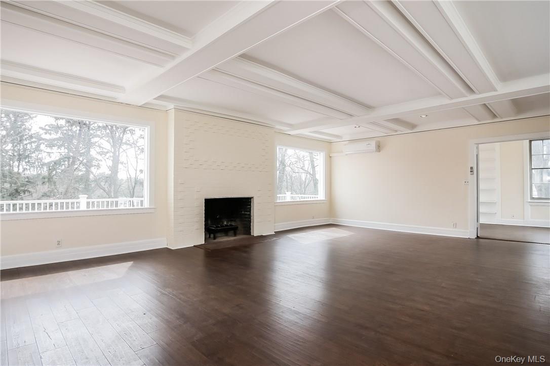 50 Greenacres Avenue