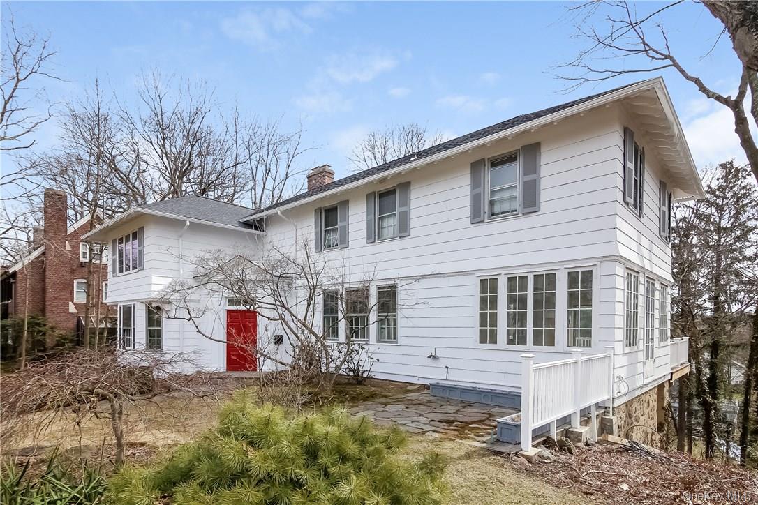 50 Greenacres Avenue