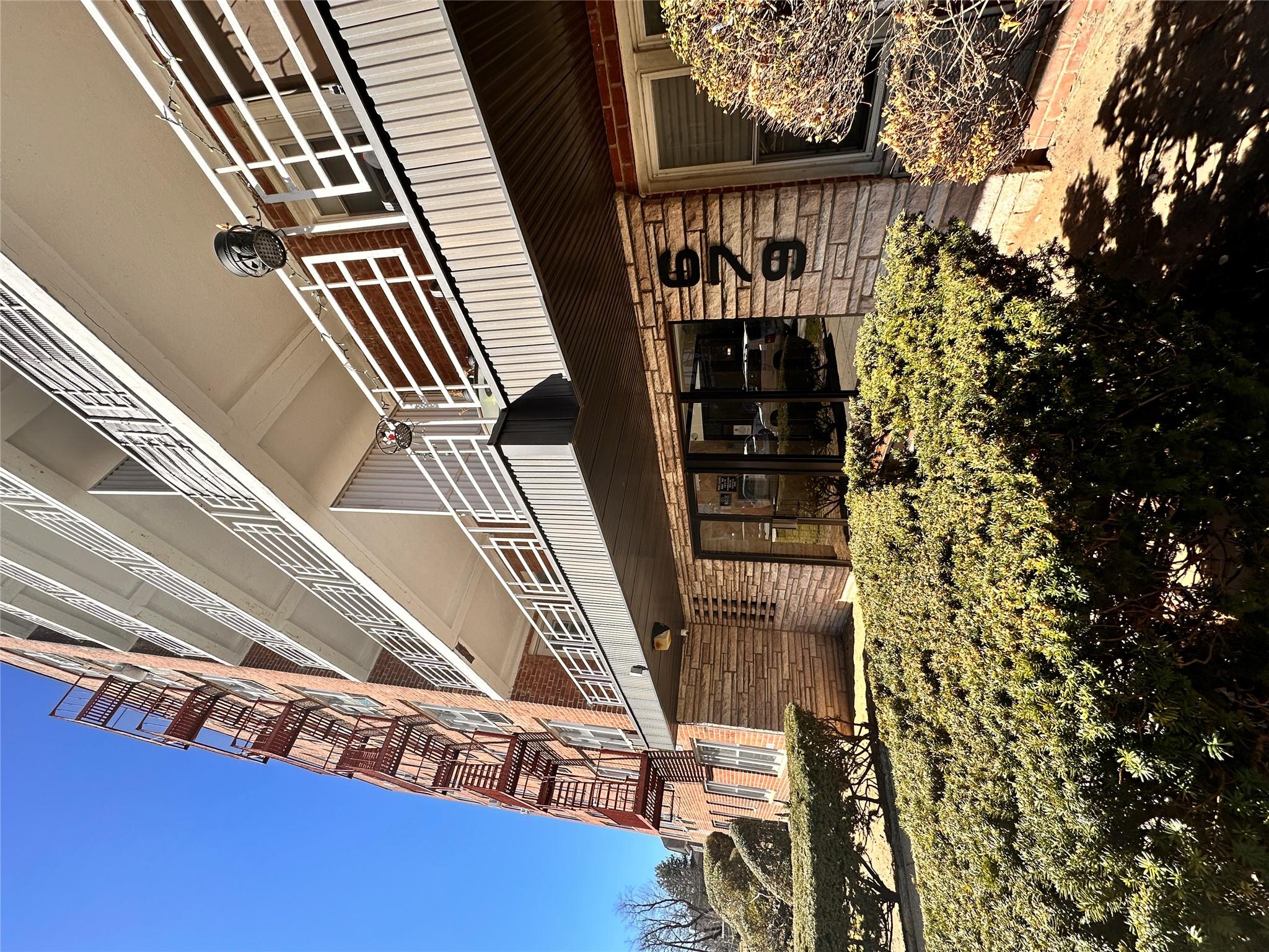 679 Warburton Avenue #5 J, Yonkers, New York image 13