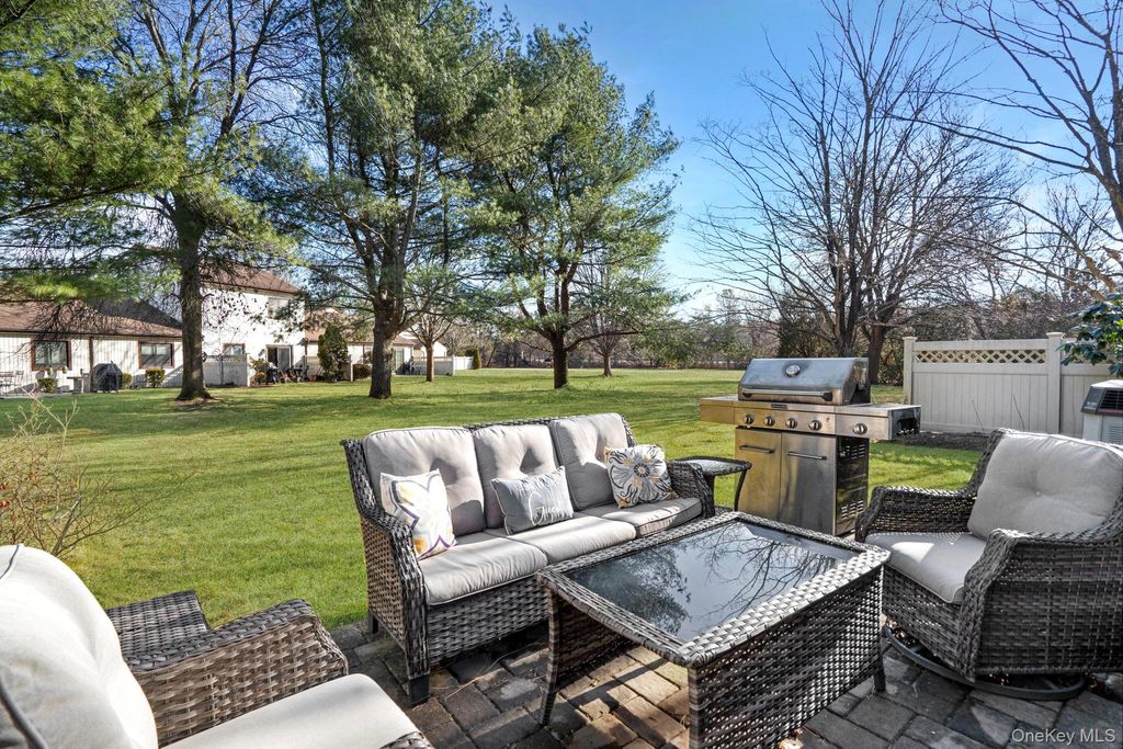 Photo of 36 Blue Point Road E, Holtsville, NY 11742 (MLS # 960649)