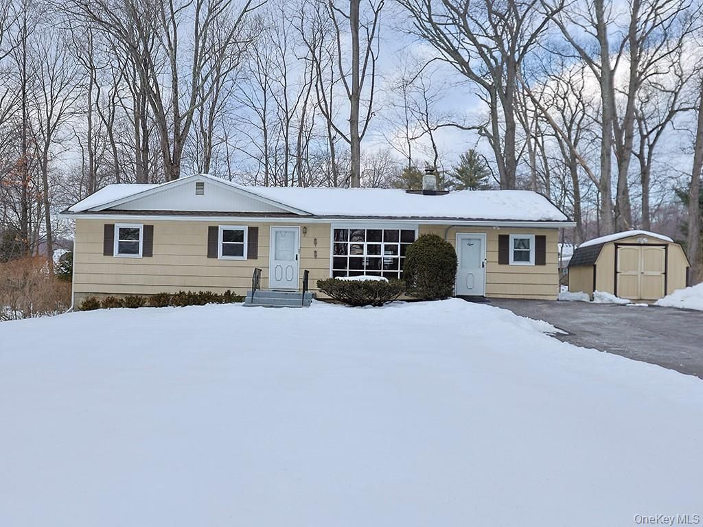 Photo of 8 Wood Terrace, Newburgh, NY 12550 (MLS # 961644)