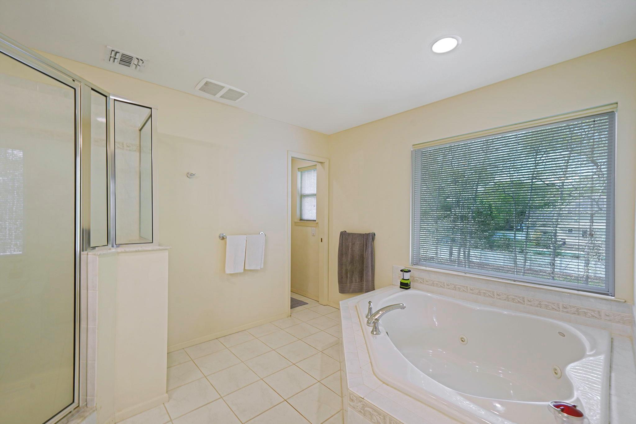 1 Gingham Court, Ridge, New York image 22