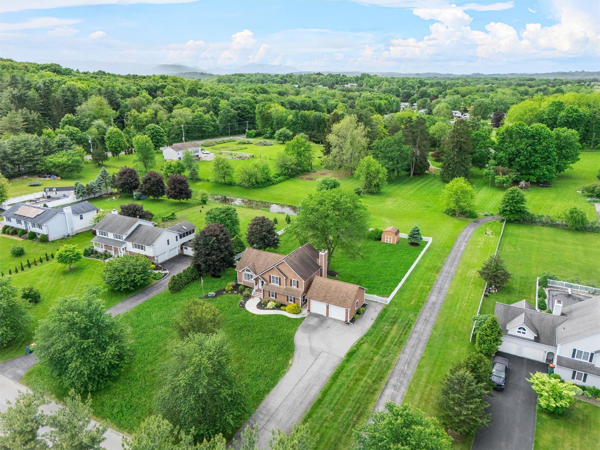 7 Brandy Lane, Wappingers Falls, New York image 2