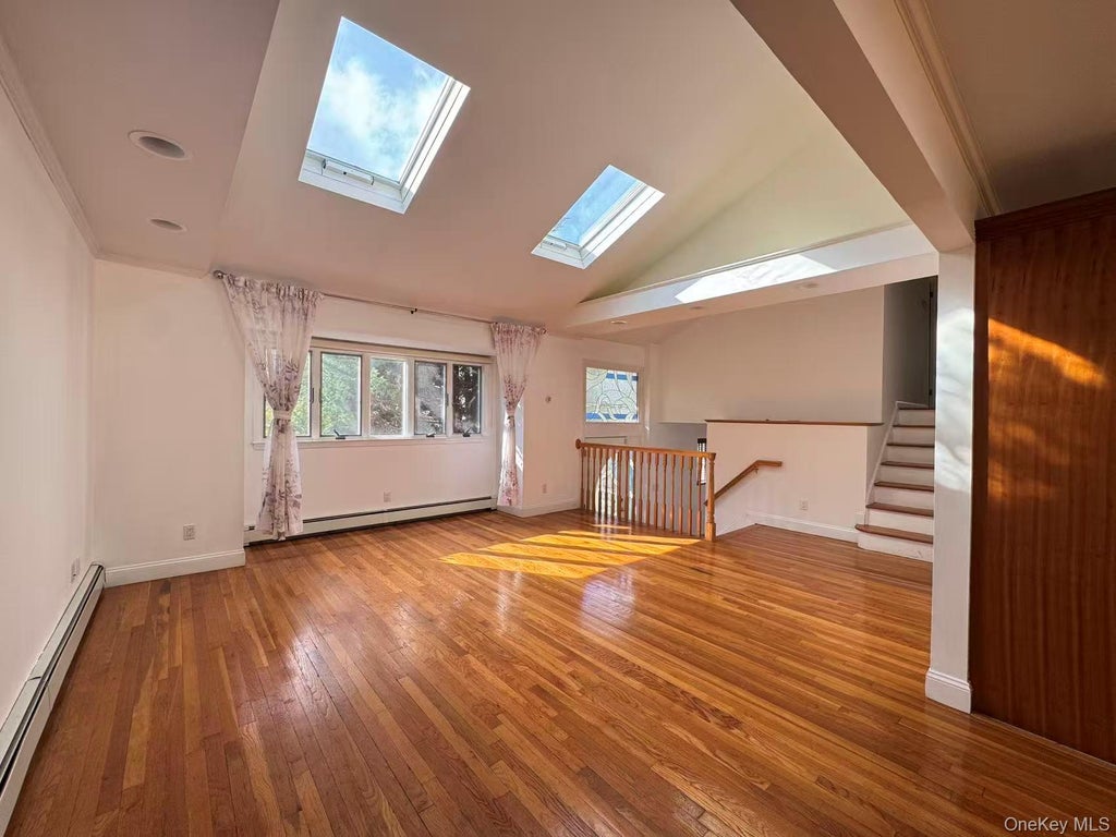Photo of 7 5th Place, Syosset, NY 11791 (MLS # 1044687)