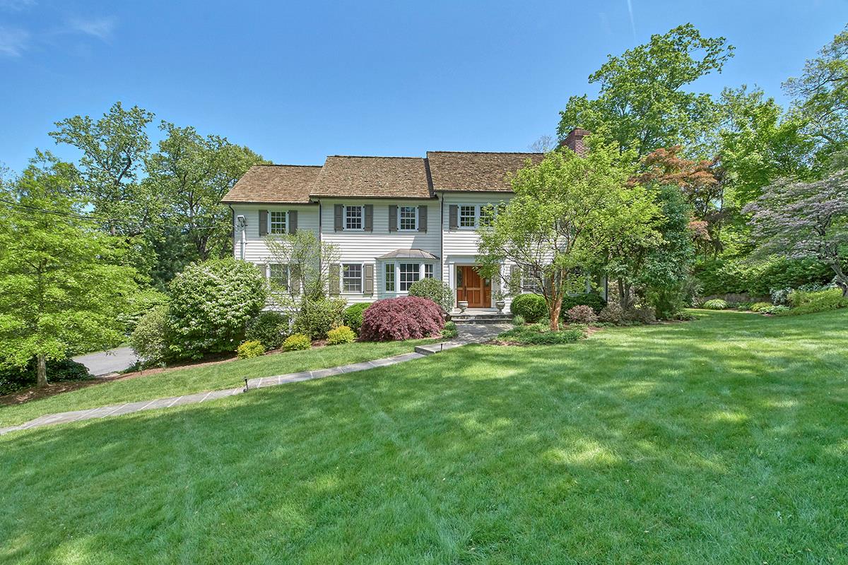 Chappaqua, New York 10514, United States, 4 Bedrooms Bedrooms, ,7 BathroomsBathrooms,Residential,Pending,142642 Chappaqua, New York 10514, United States, 4 Bedrooms Bedrooms, ,7 BathroomsBathrooms,Residential,Pending,142642