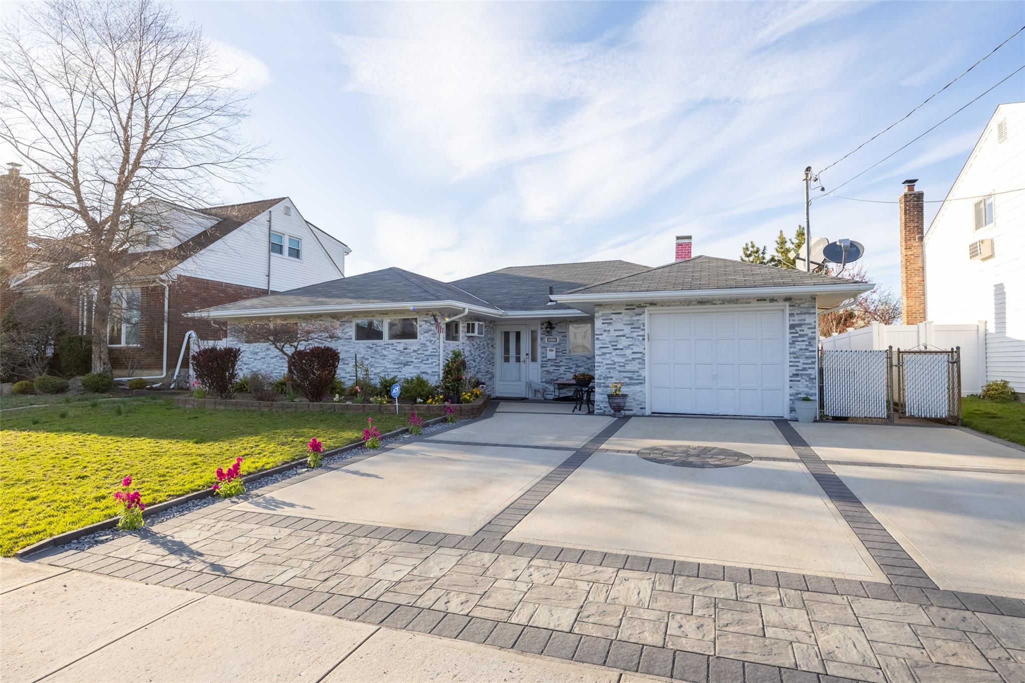 327 Niles Street, Oceanside, New York image 40