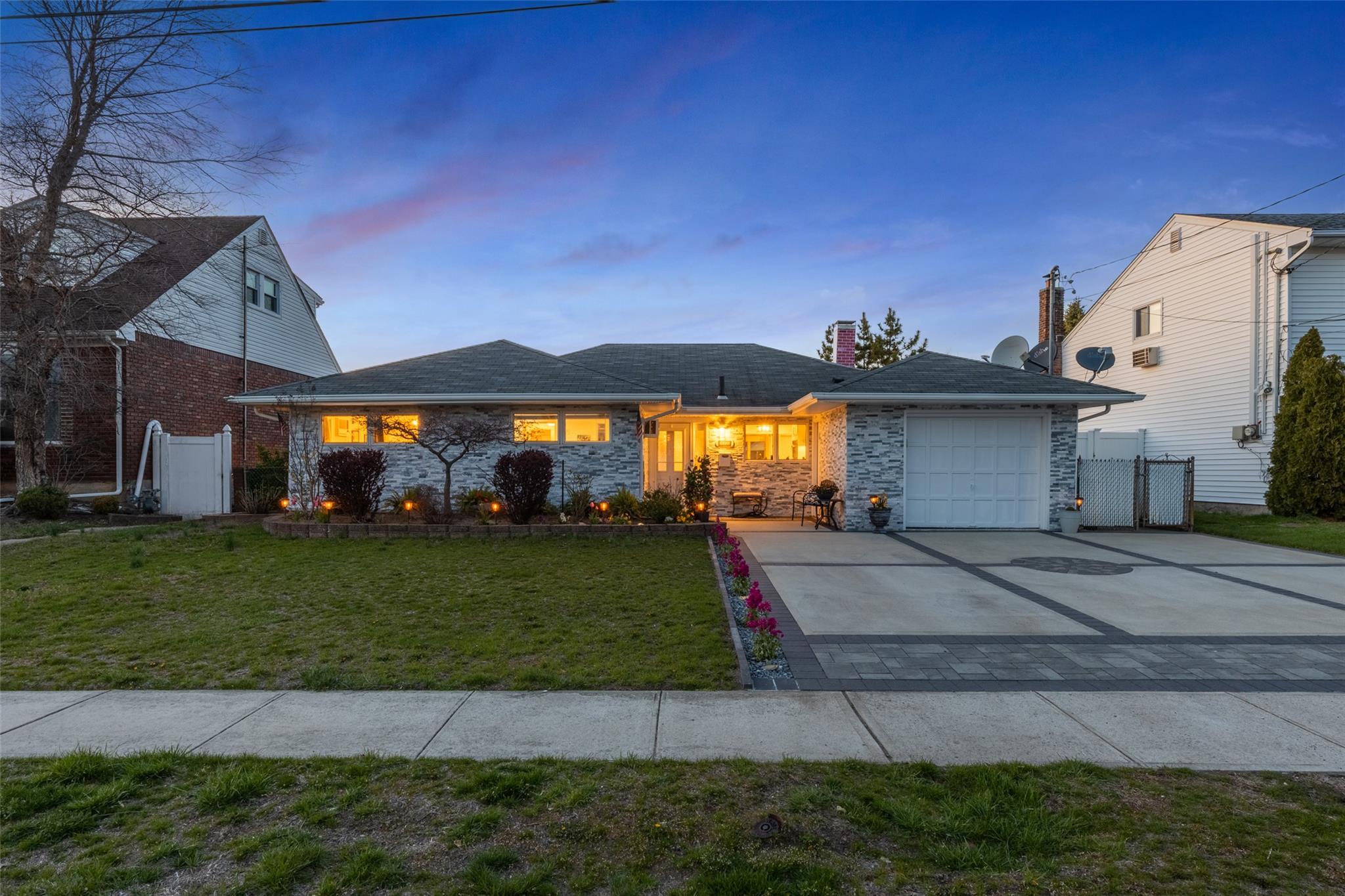 327 Niles Street, Oceanside, New York image 1
