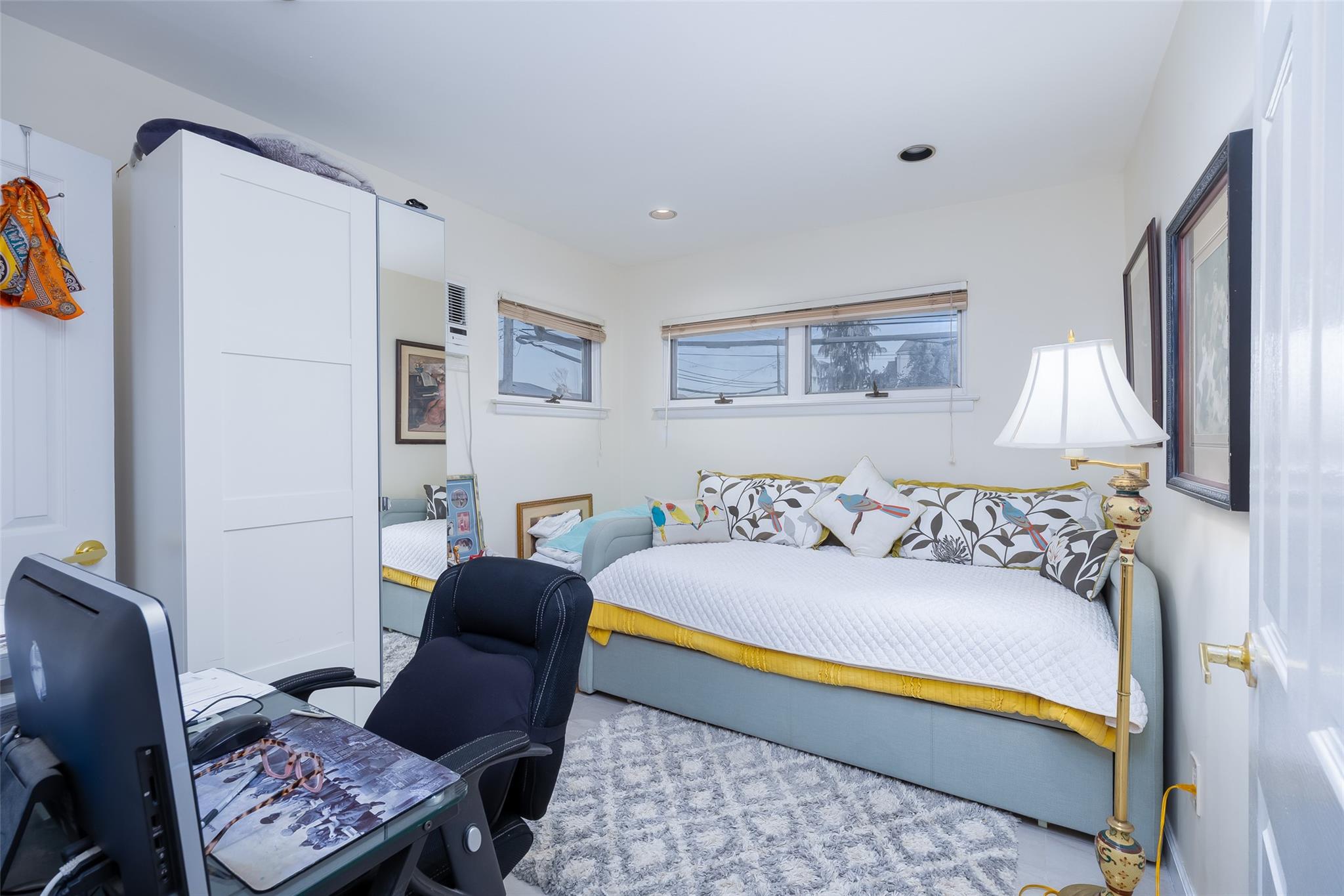 327 Niles Street, Oceanside, New York image 36