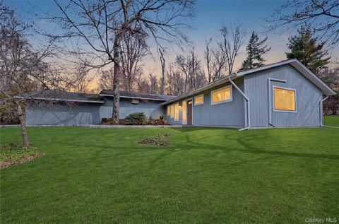 Homes For Sale - 493 Mitchell Drive<br/> Valley Cottage, NY 10989