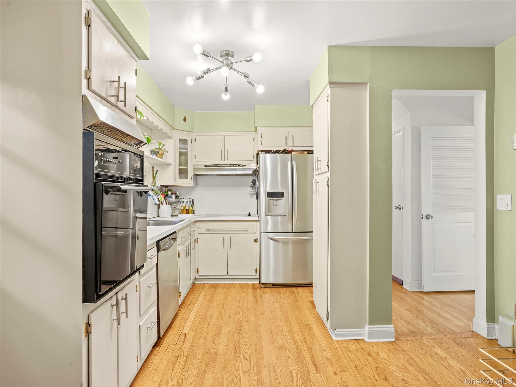 1035 Shore Acres Drive