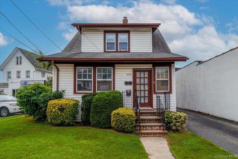 2848 Woods Avenue Oceanside NY 11572