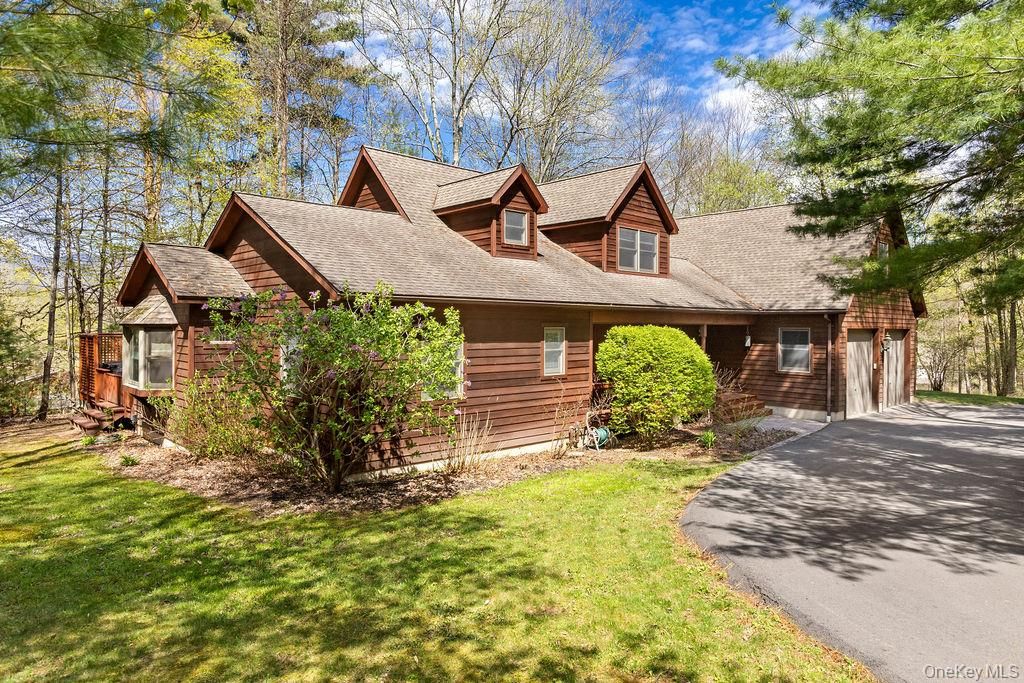 Photo of 10 Old Farm Road, Shokan, NY 12481 (MLS # 990081)