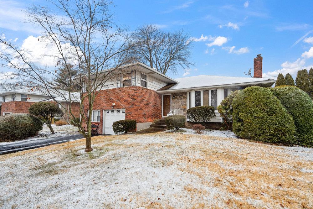 10 Berkley Lane, Syosset, New York image 5