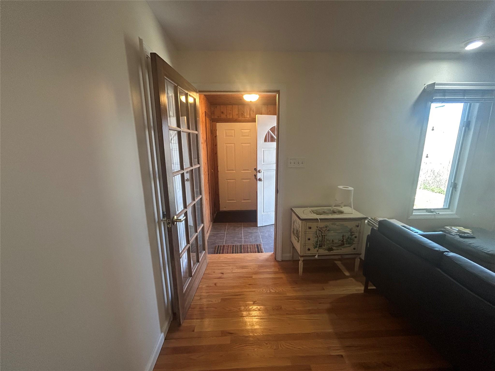 47 Oceanview Drive, Mastic Beach, New York image 14