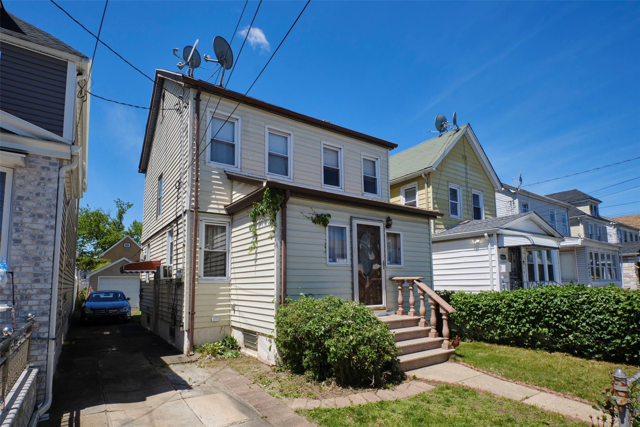 90-62 204th Street, Hollis, New York image 22