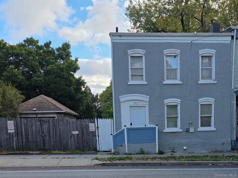 Photo of 92 Robinson Avenue, Newburgh, NY 12550 (MLS # 923768)
