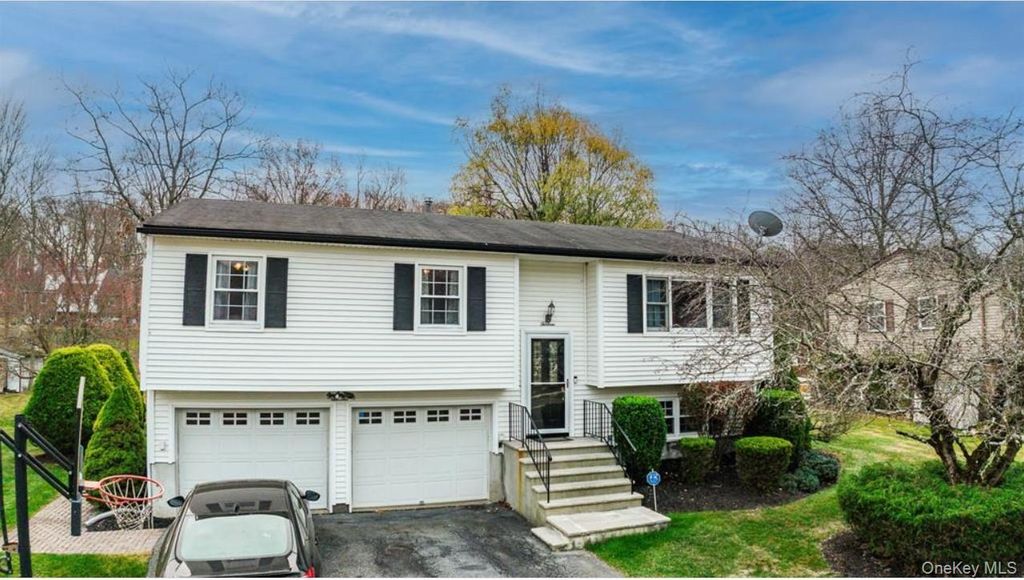 Photo of 13 Newbury Street, Monroe, NY 10950 (MLS # 944010)