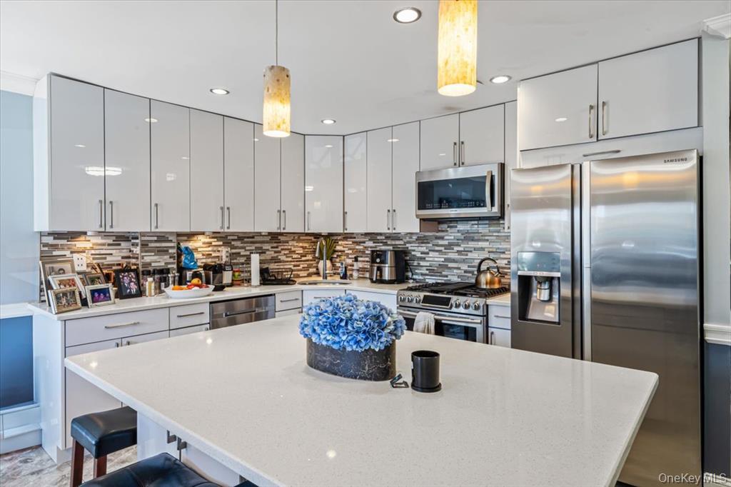 215-29 23rd Avenue TH4