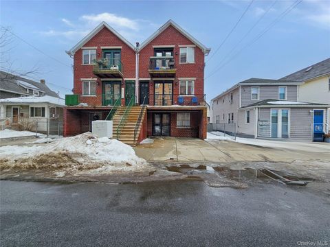 Condo For Sale - 183 Beach 117th Street #3<br/> Rockaway Park, NY 11694