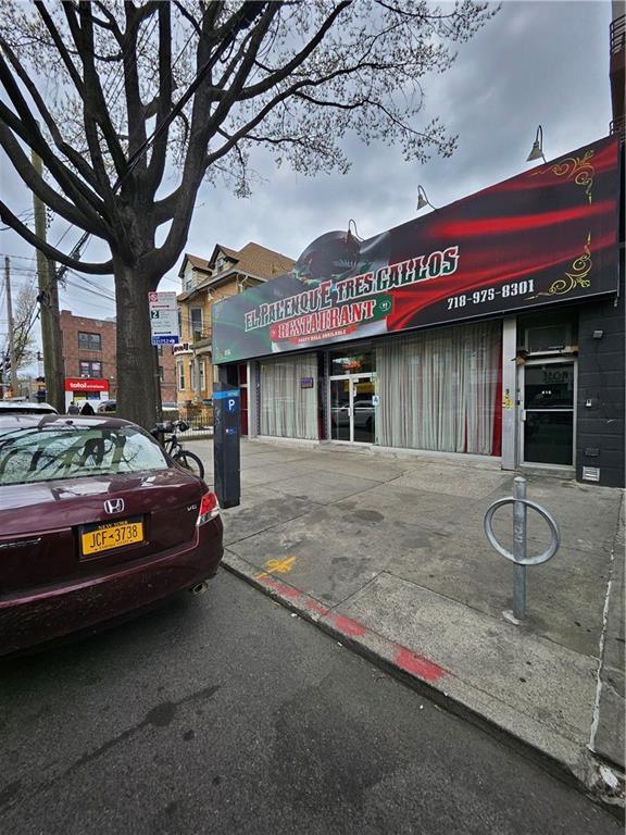 816 Avenue U