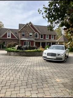 Homes For Sale - 14 Stonewall Court<br/> Warwick, NY 10990