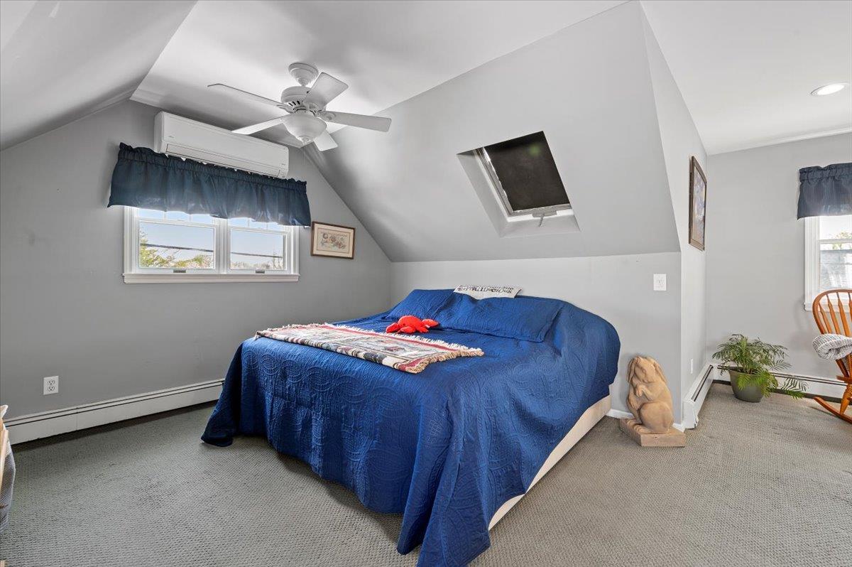 340 Martin Place, Bethpage, New York image 25