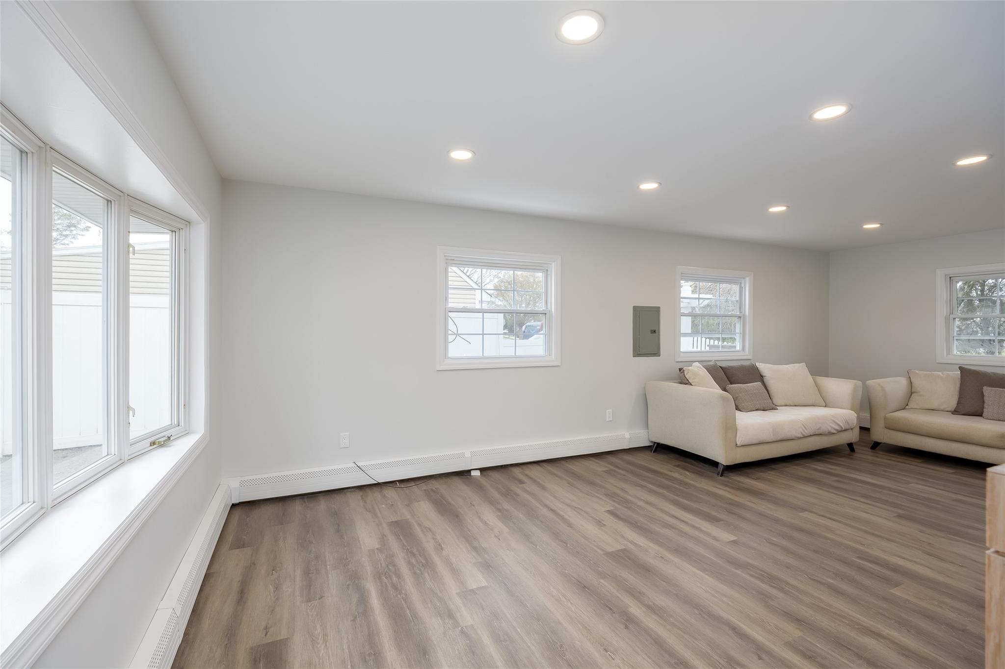 9 Tiptop Lane, Hicksville, New York image 14
