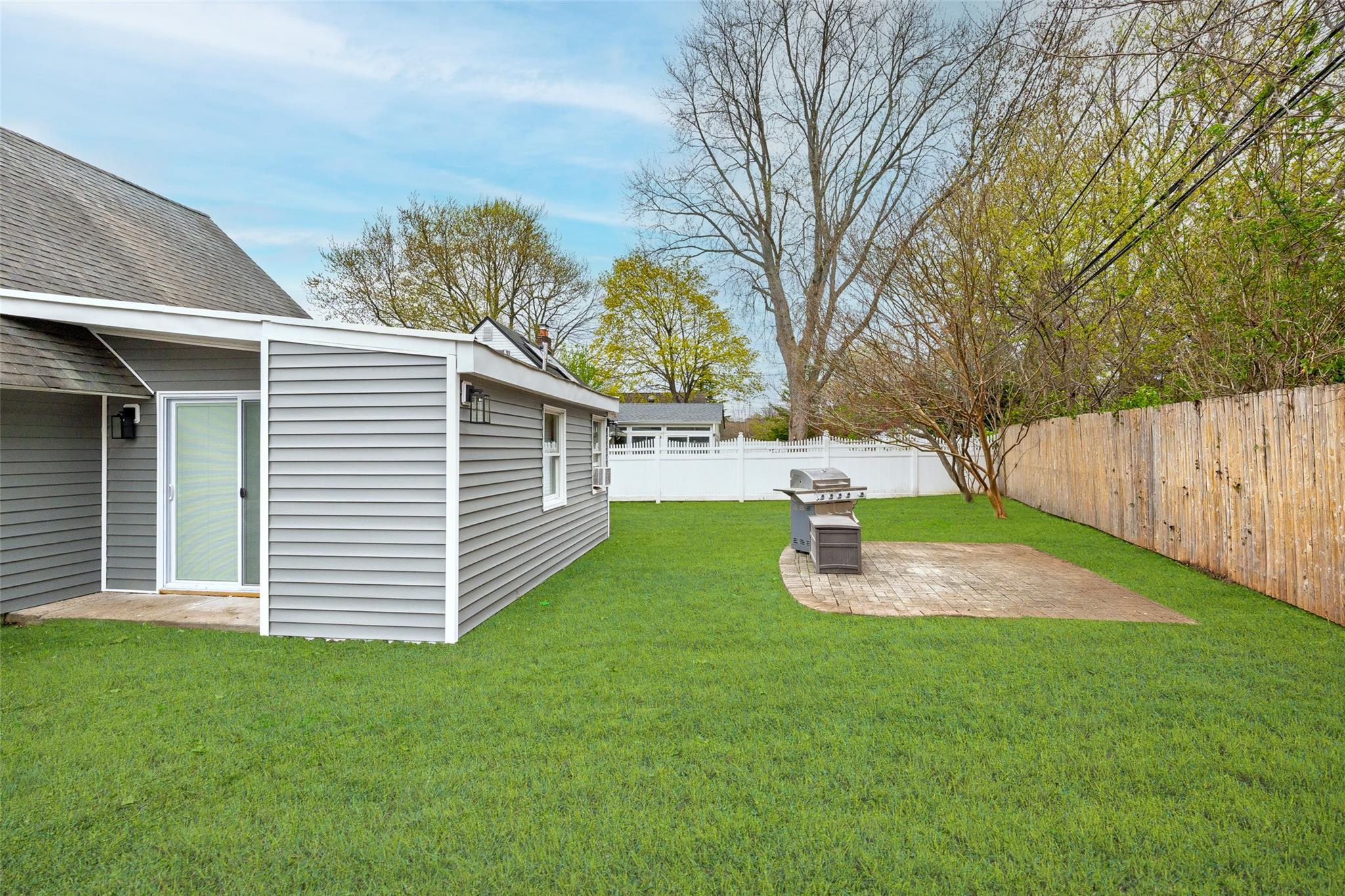 9 Tiptop Lane, Hicksville, New York image 29