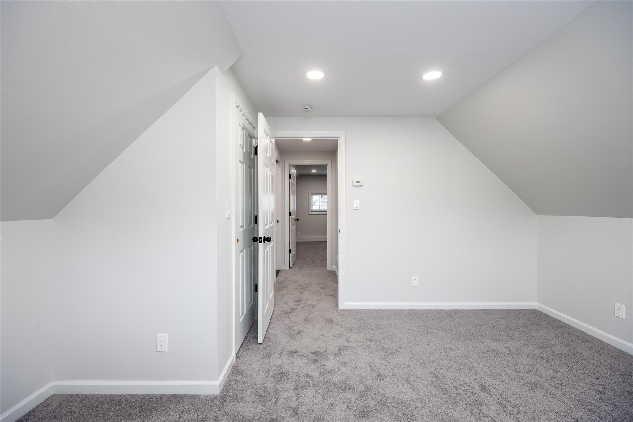 9 Tiptop Lane, Hicksville, New York image 22