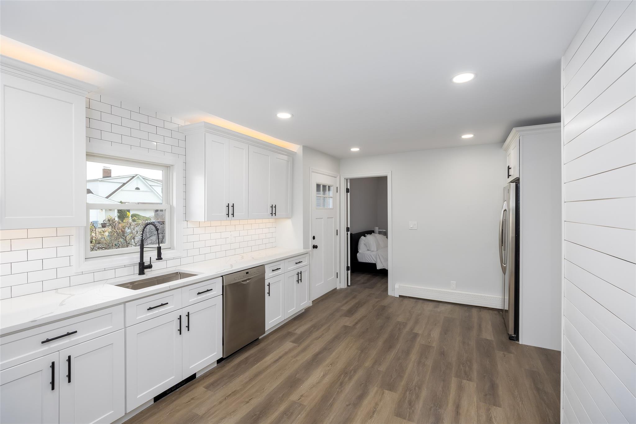 9 Tiptop Lane, Hicksville, New York image 6