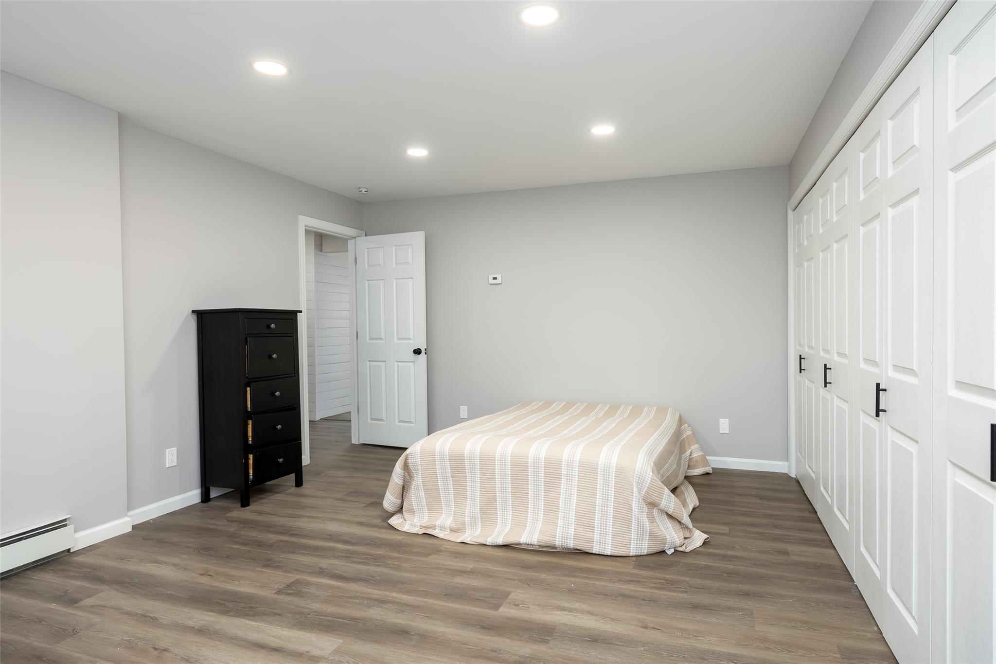 9 Tiptop Lane, Hicksville, New York image 9