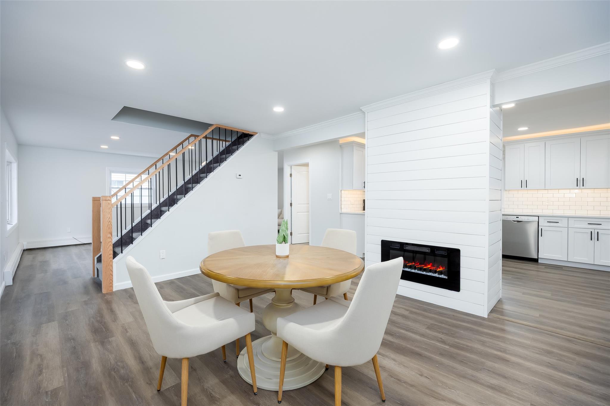 9 Tiptop Lane, Hicksville, New York image 13