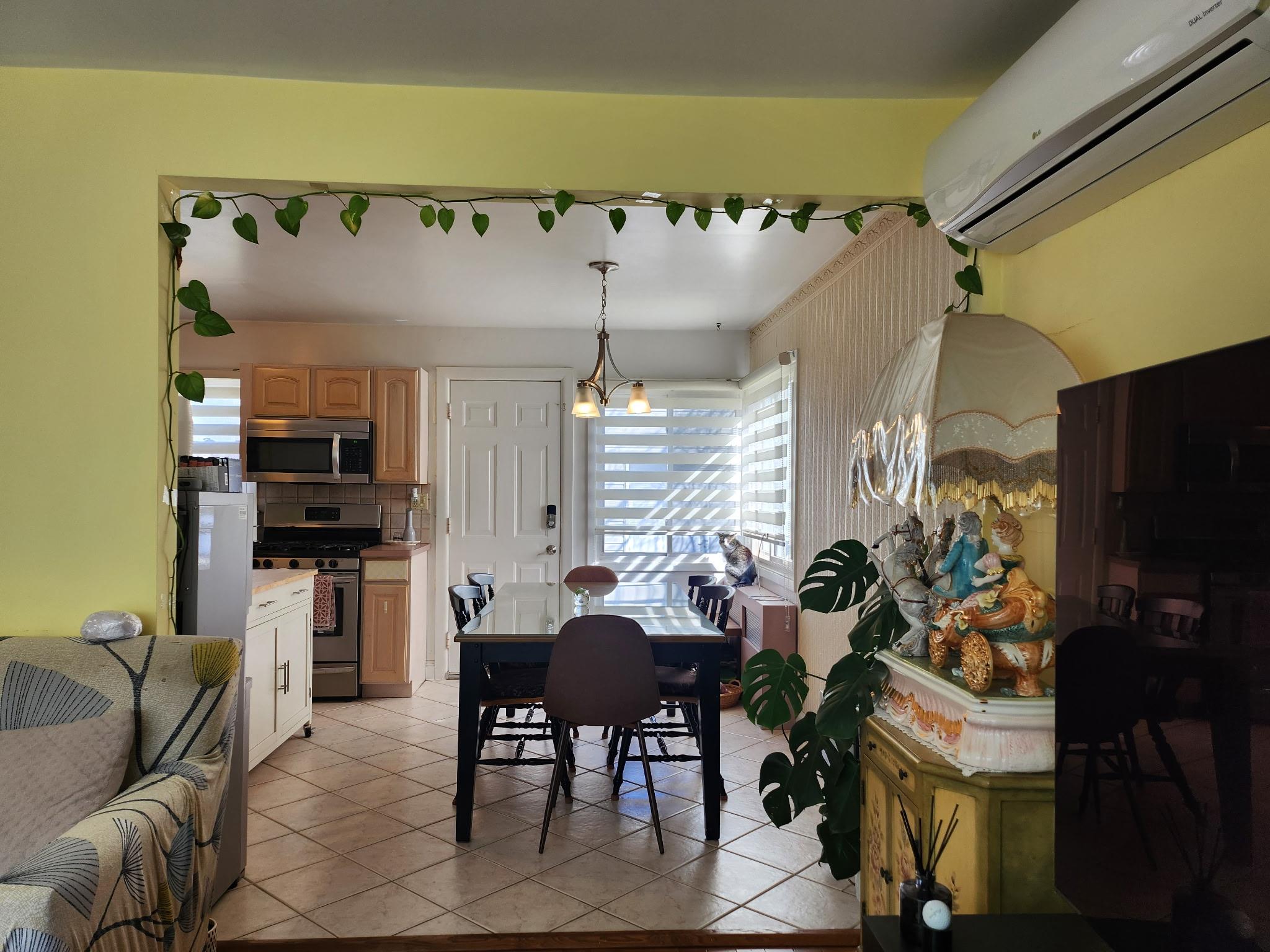 12 Jamaica Avenue, Plainview, New York image 8