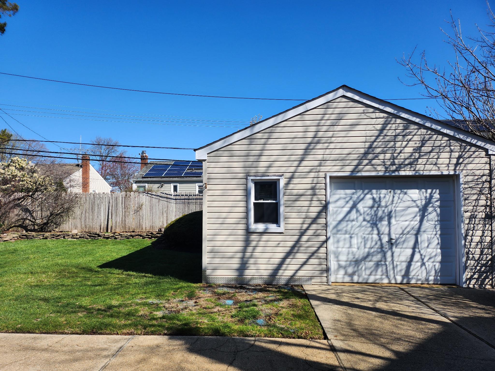 12 Jamaica Avenue, Plainview, New York image 19