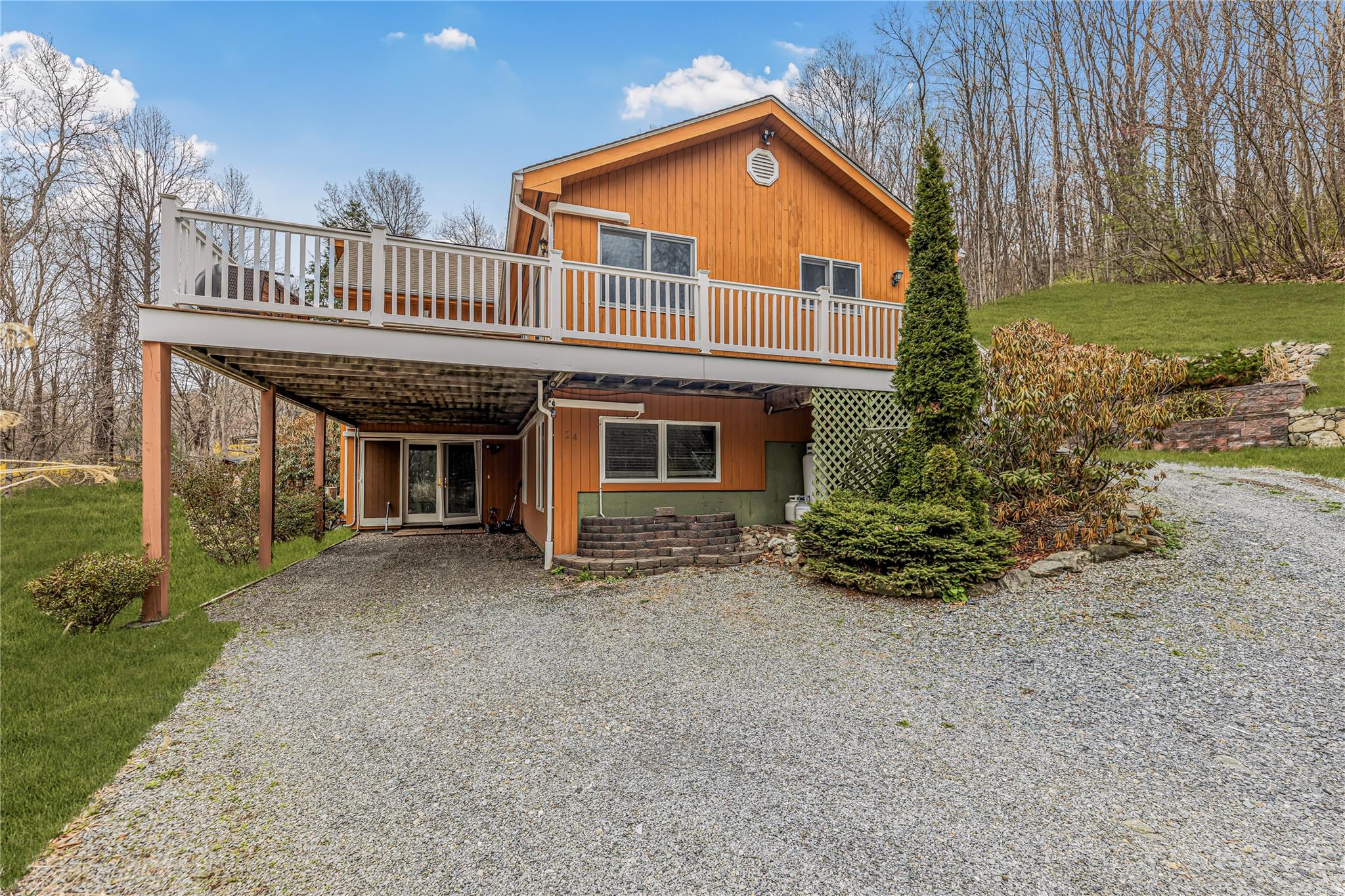 24 Babbling Brook Lane, Cold Spring, New York image 4