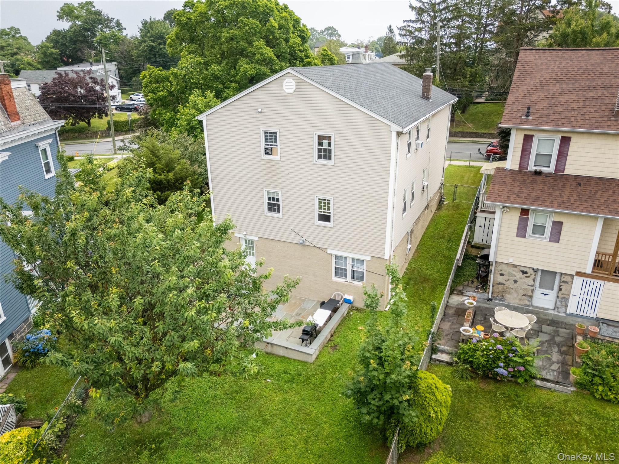 106 Grace Church Street