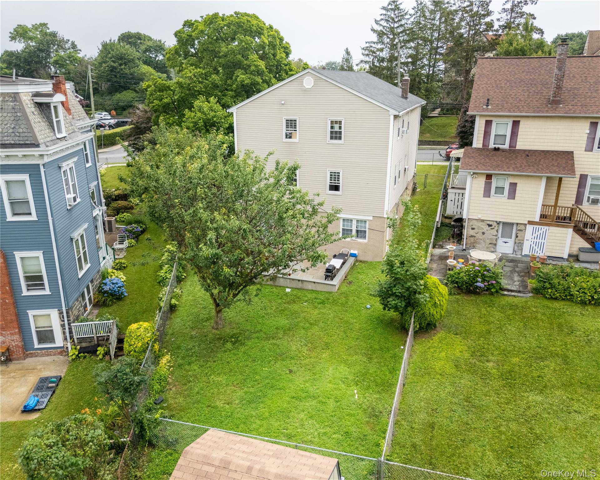 106 Grace Church Street