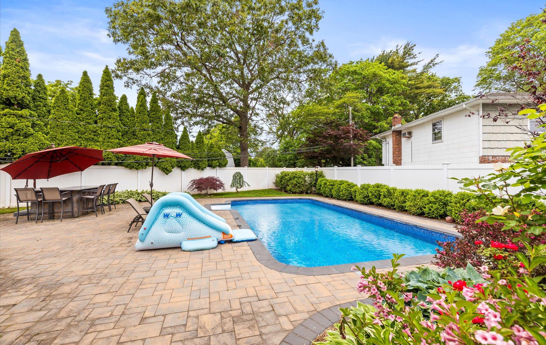 11 Gilford Court, Melville, New York image 24