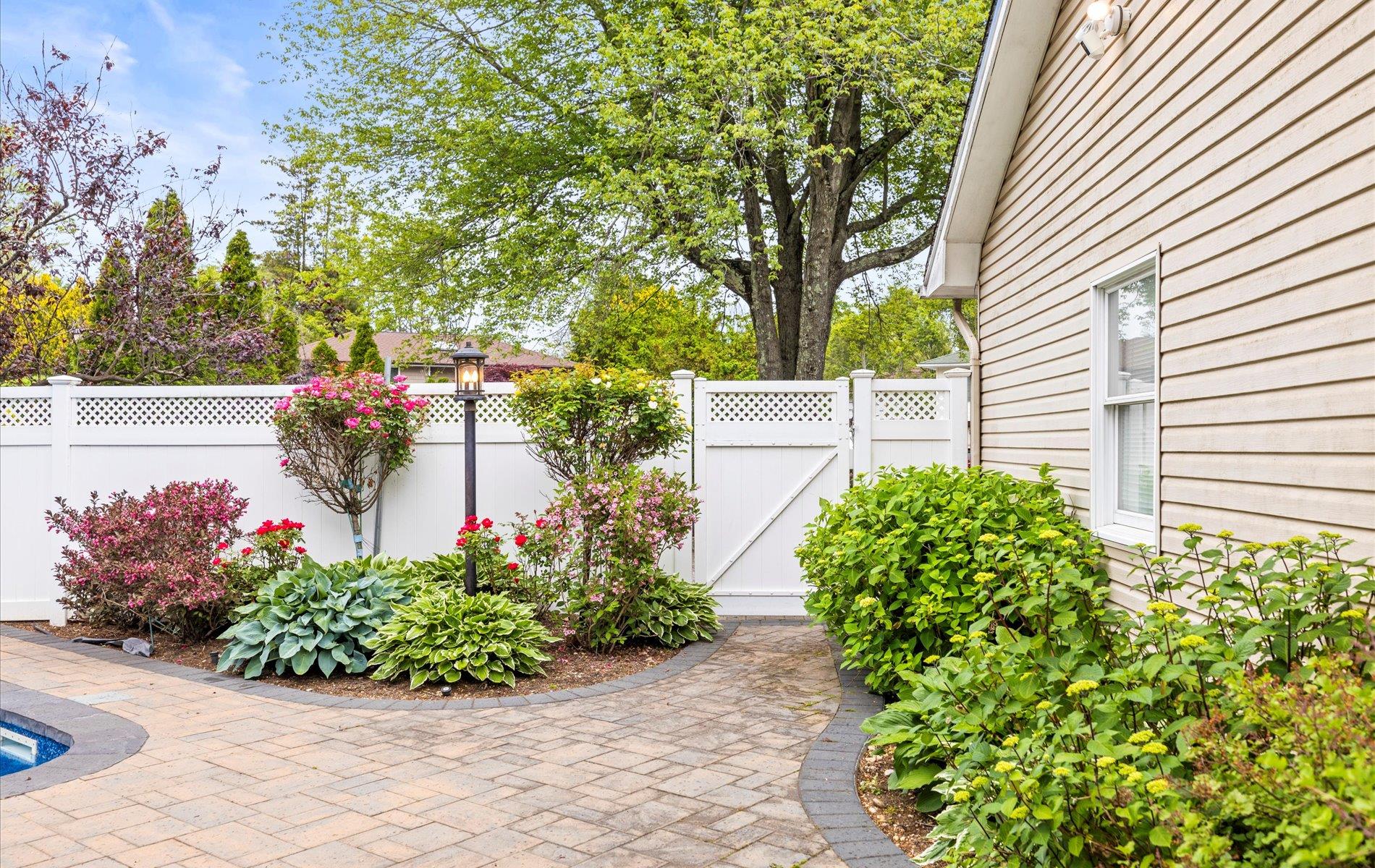11 Gilford Court, Melville, New York image 33