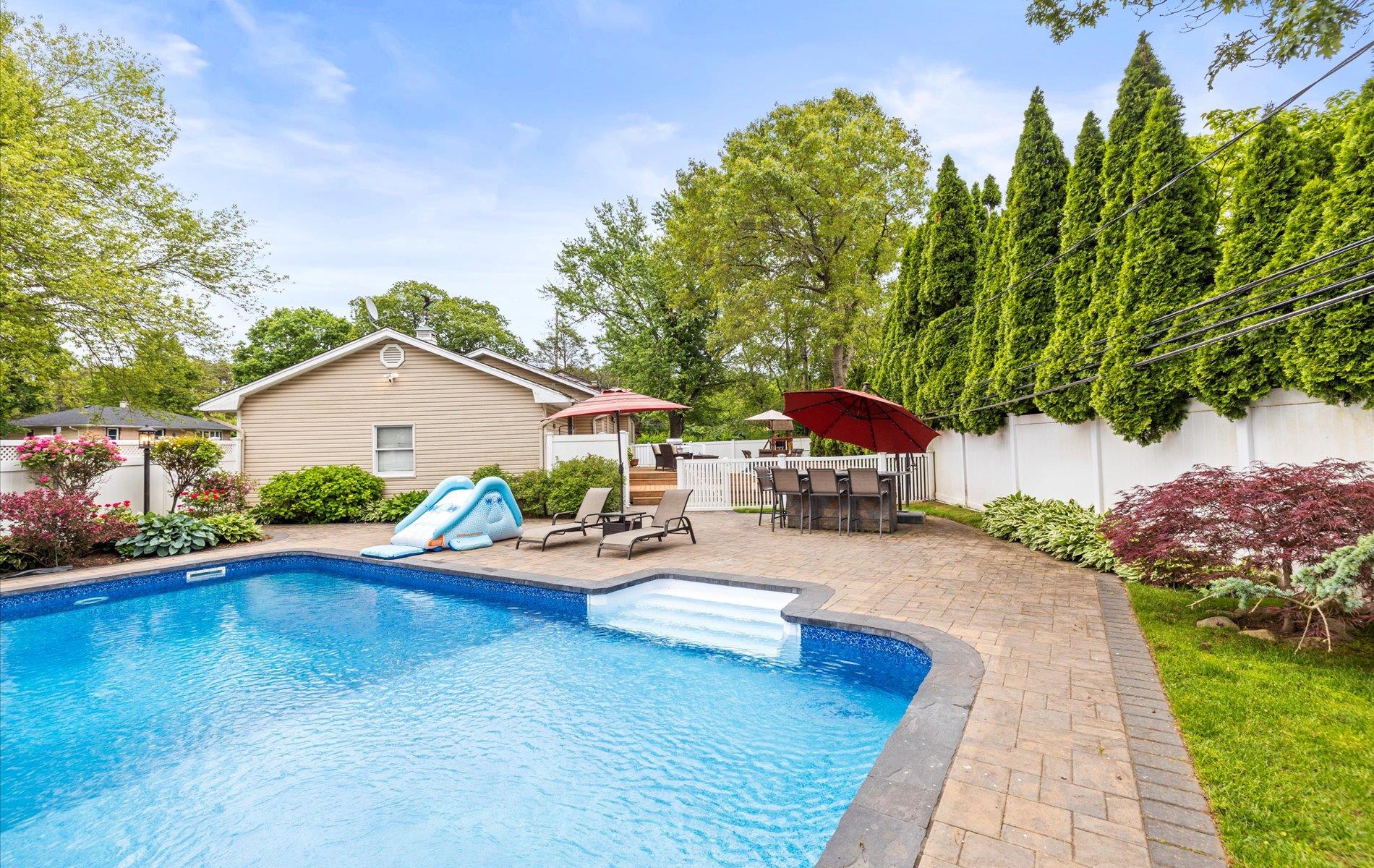 11 Gilford Court, Melville, New York image 27