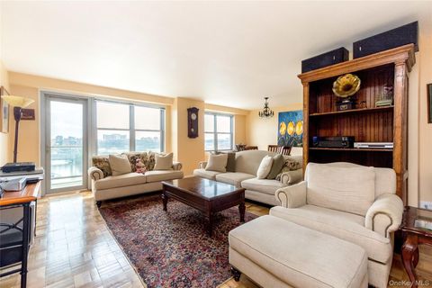 2500 Johnson 9P Bronx NY 10463