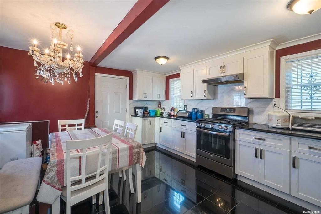 17442 Polhemus Avenue, Jamaica, New York image 12
