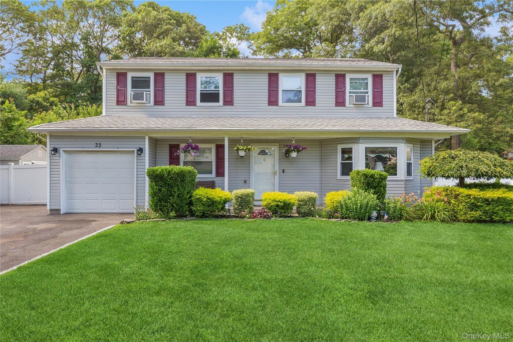 Photo of 23 Foxboro Avenue, Farmingville, NY 11738 (MLS # 952847)