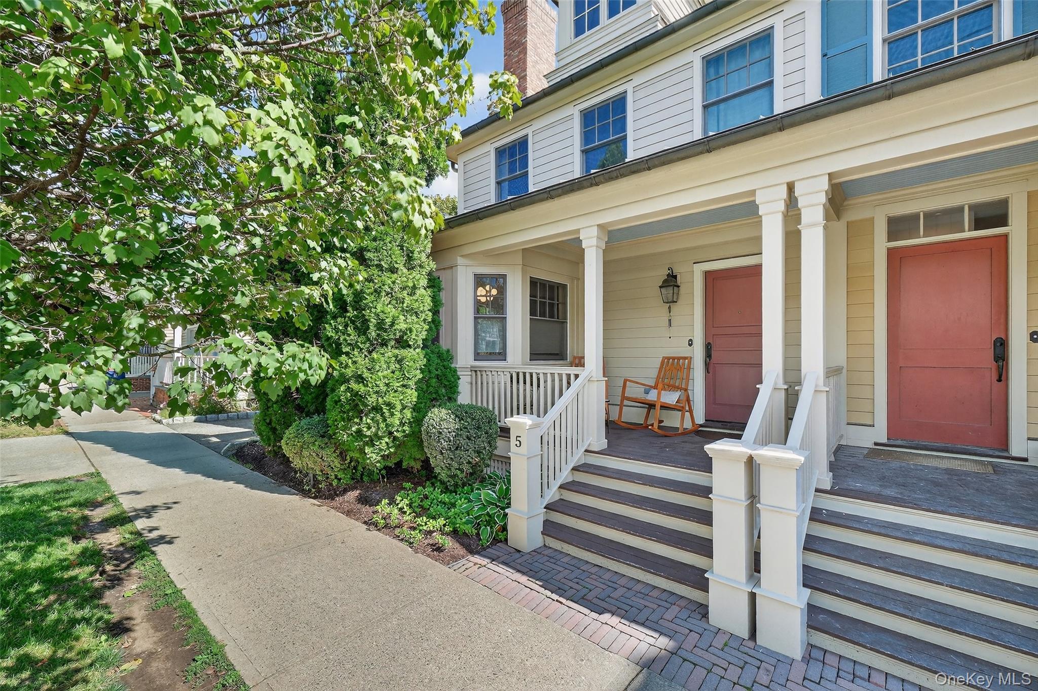 Cold Spring, New York 10516, United States, 2 Bedrooms Bedrooms, ,3 BathroomsBathrooms,Residential,Active,218992